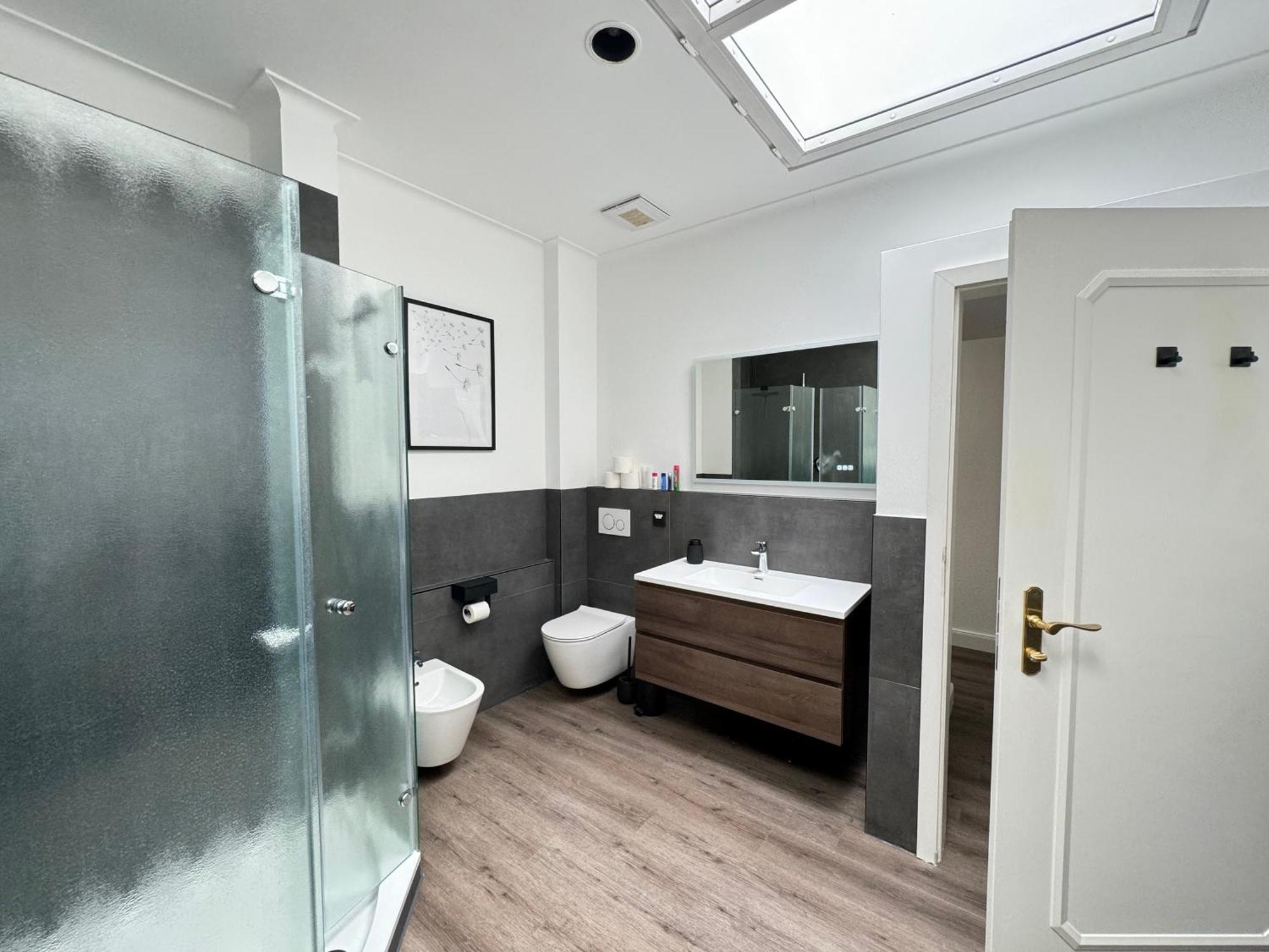 220 Qm Penthouse Wohnung Mit Fahrstuhl - Ohne Spa Манхайм Екстериор снимка